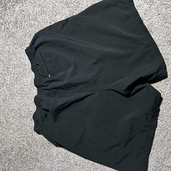 GUC Saucony men’s black running shorts size L - Picture 5 of 5